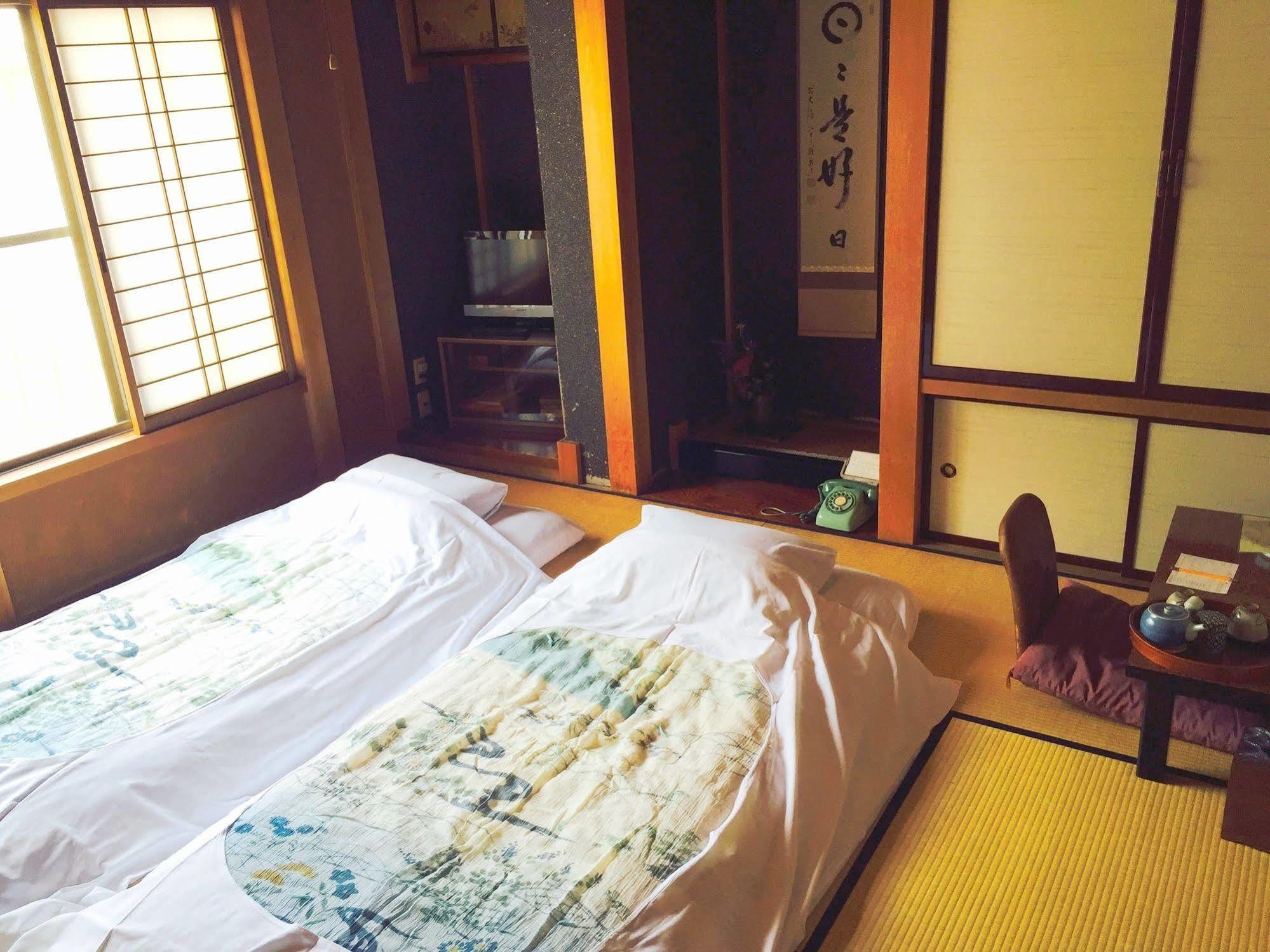 Ryokan Kaminaka Takayama  Extérieur photo